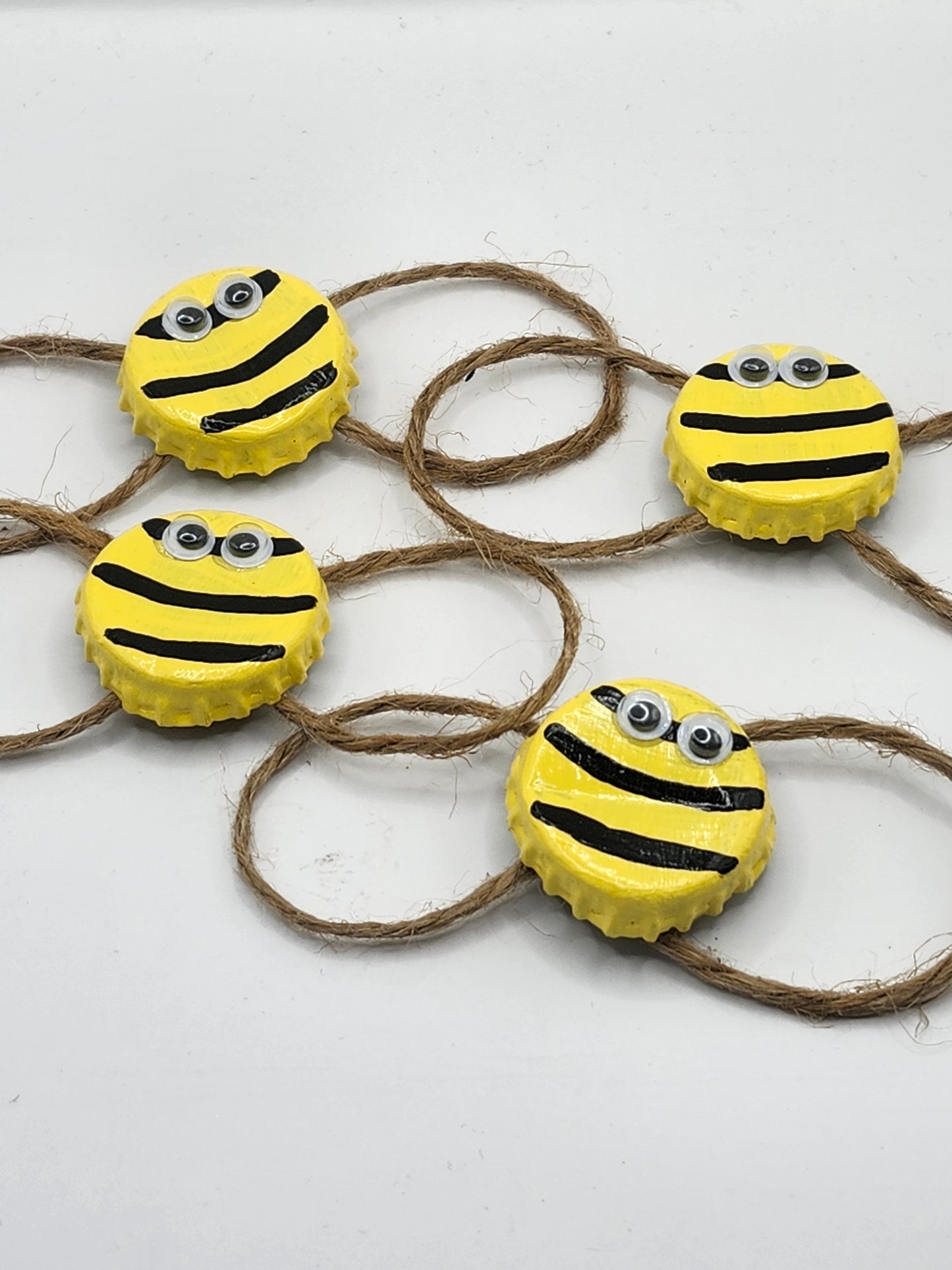 Bee Magnets