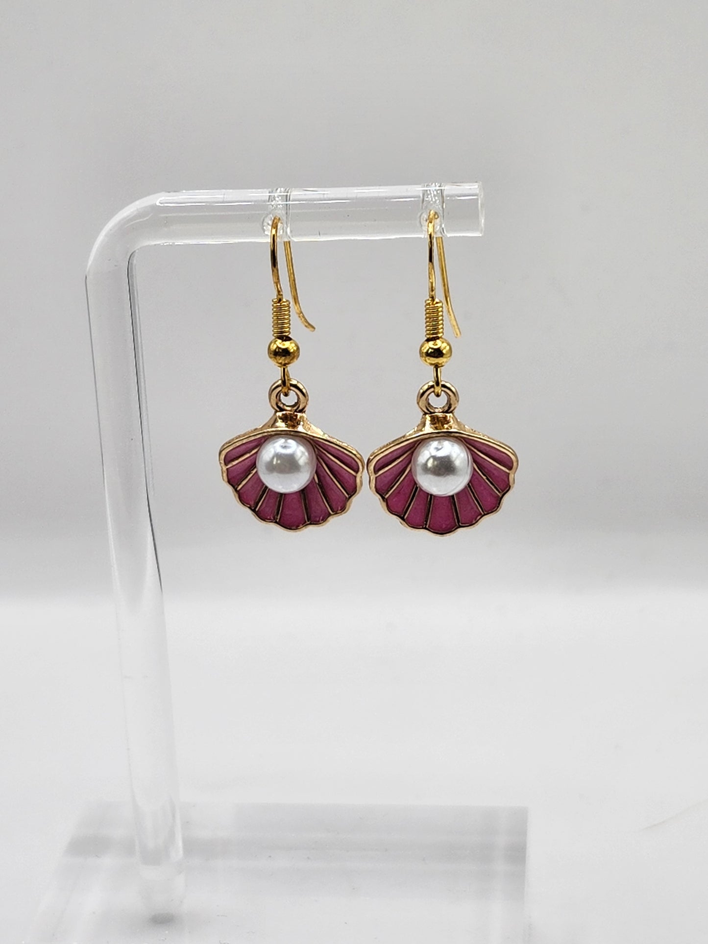 Pearl Clam Earrings