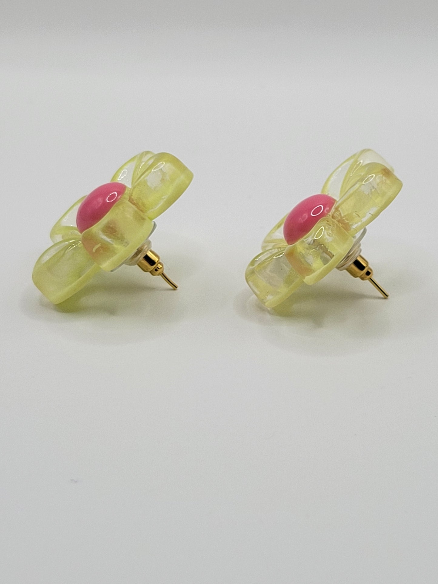 Clous d'oreilles Flower Power