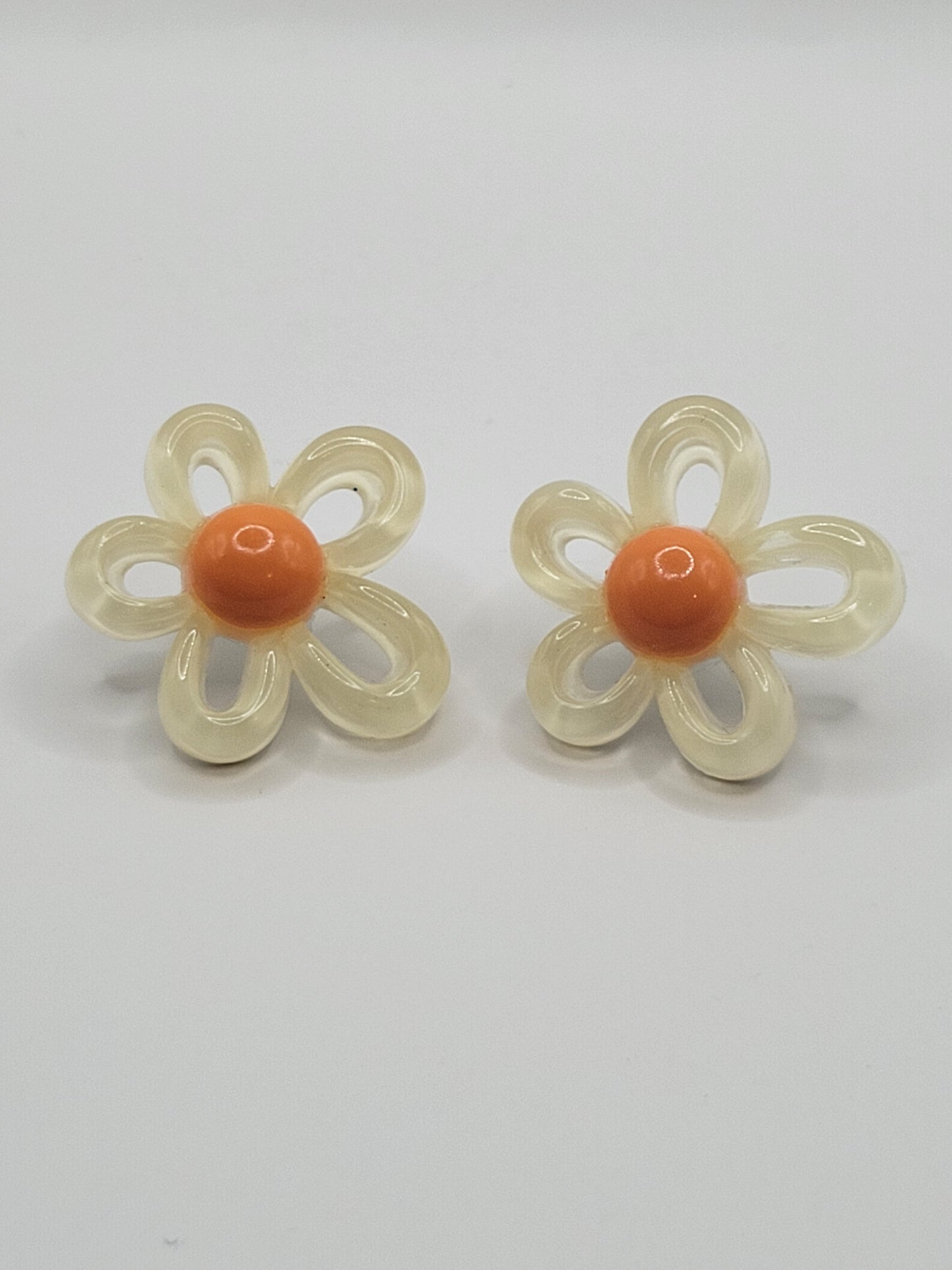 Clous d'oreilles Flower Power