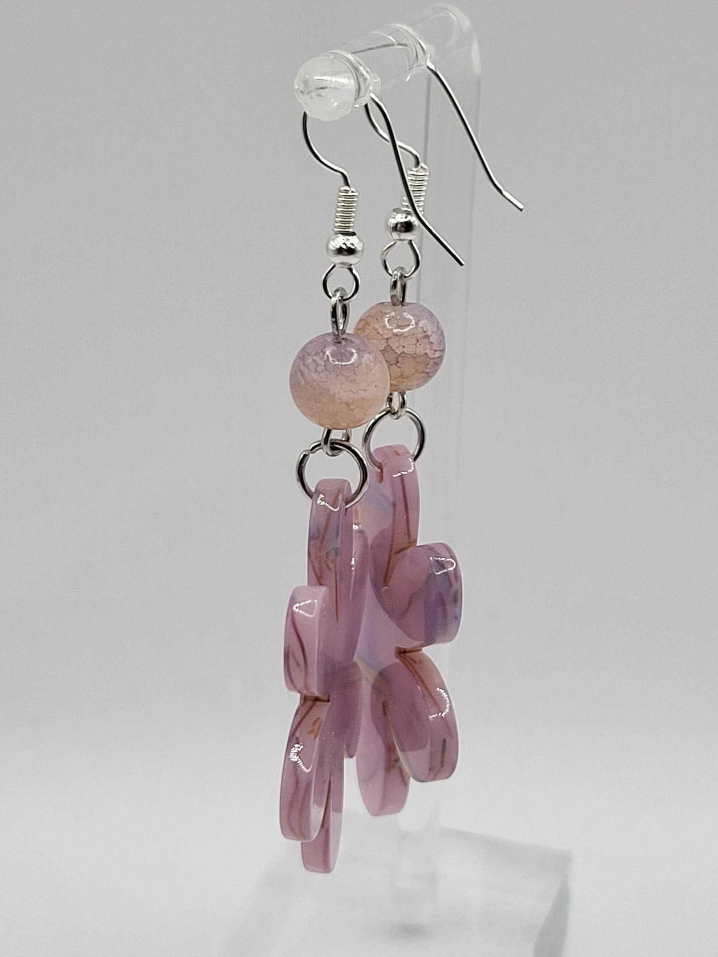 Boucles d'oreilles pendantes en forme de fleur en marbre