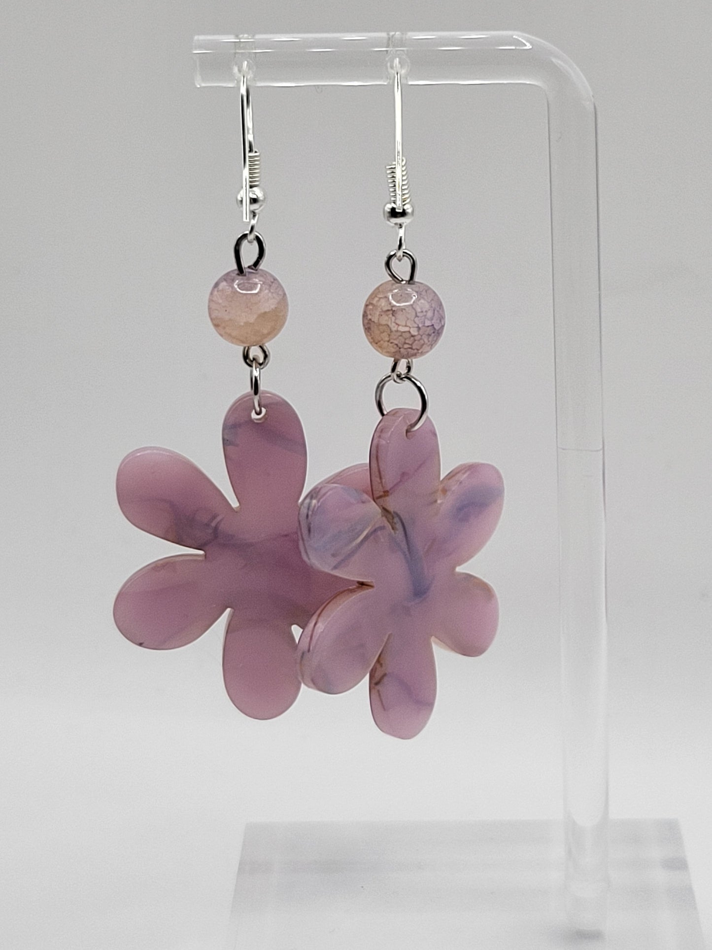 Boucles d'oreilles pendantes en forme de fleur en marbre