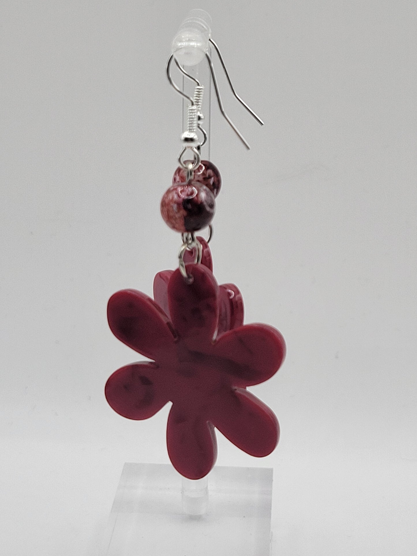 Boucles d'oreilles pendantes en forme de fleur en marbre