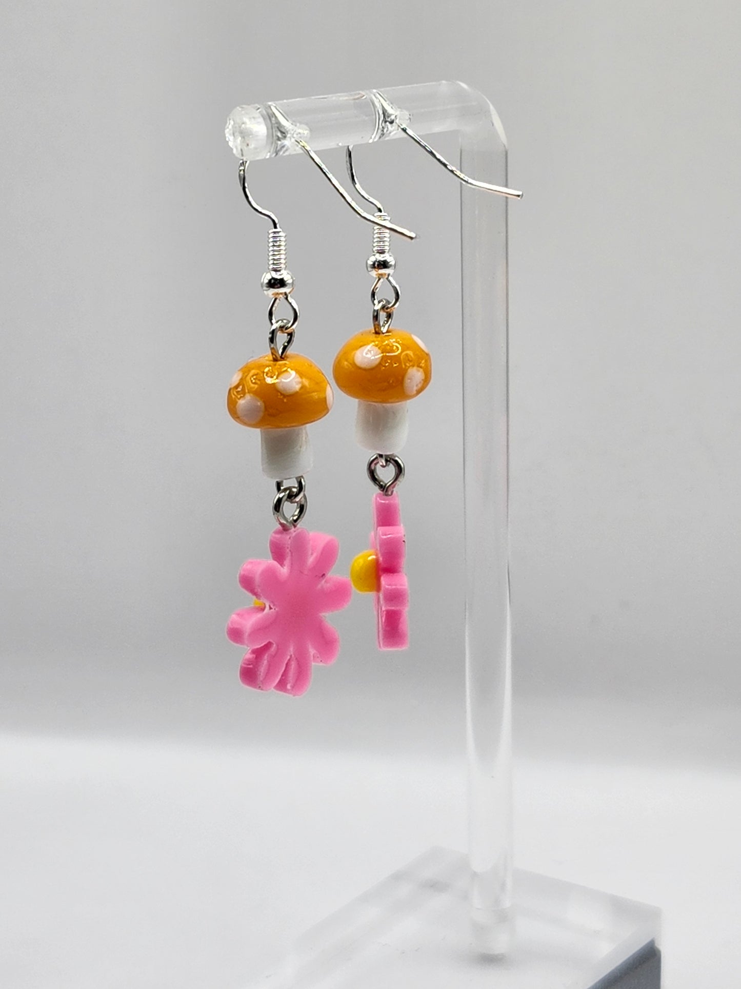 Boucles d'oreilles marguerites en forme de champignon