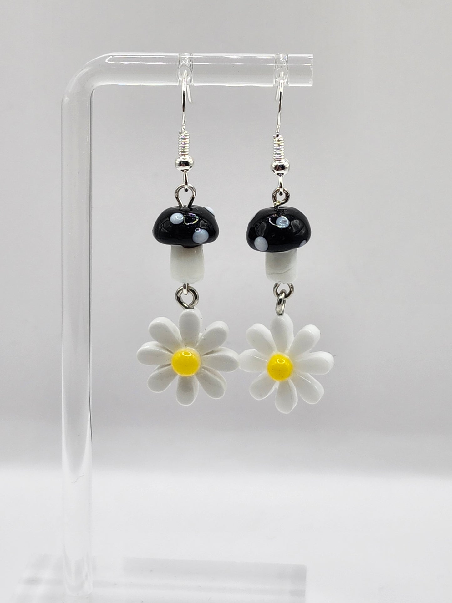 Boucles d'oreilles marguerites en forme de champignon