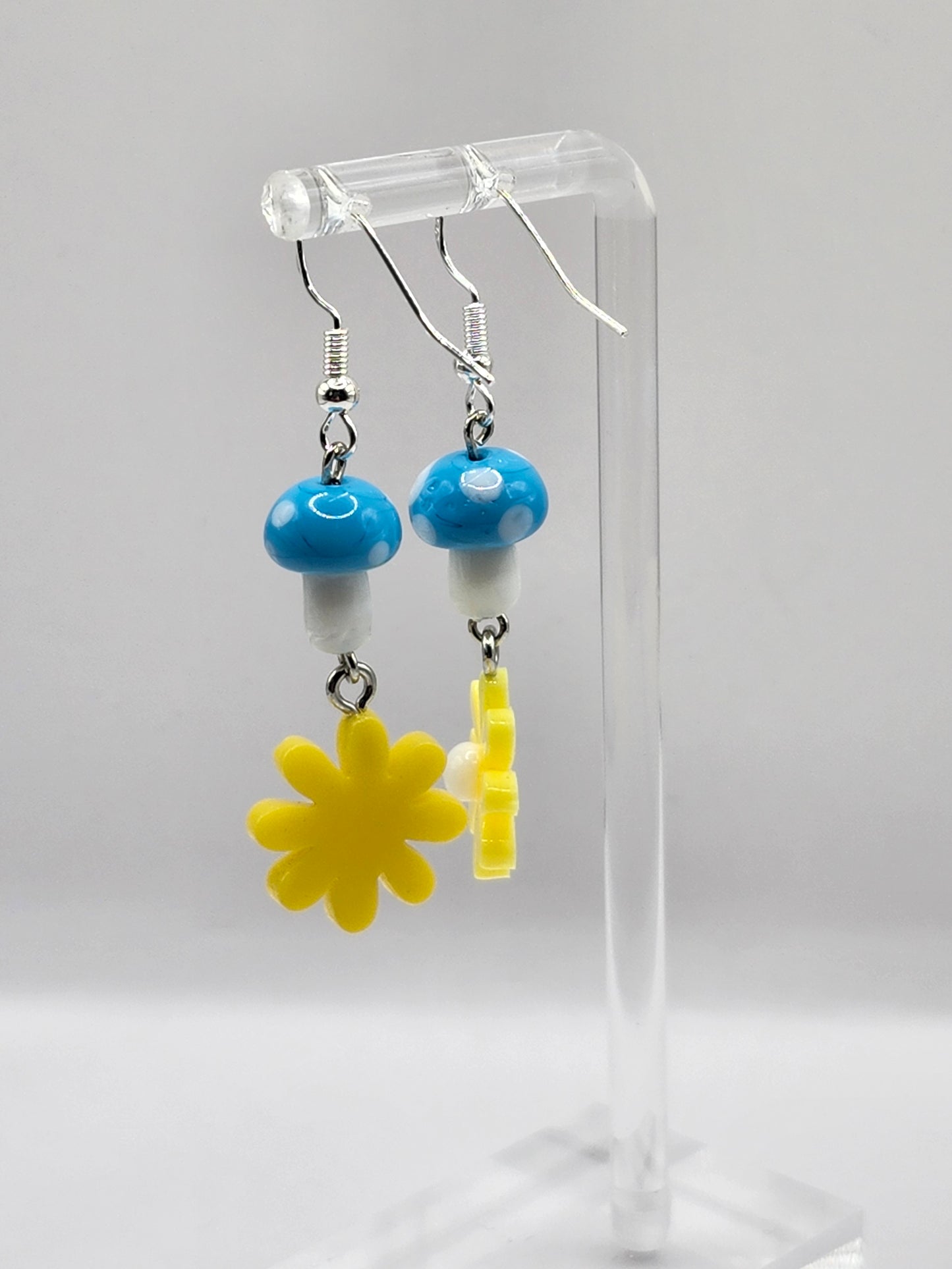 Mushroom Daisy Earrings