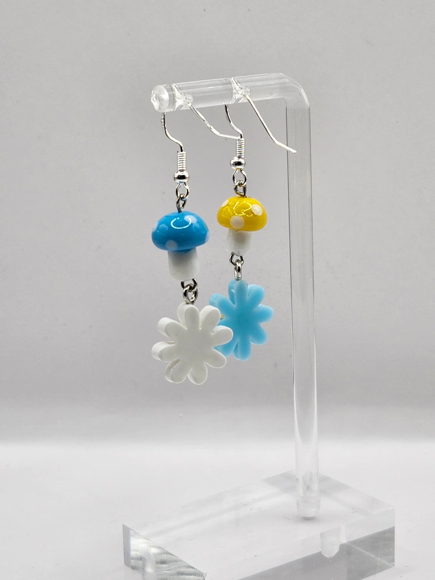 Boucles d'oreilles marguerites en forme de champignon