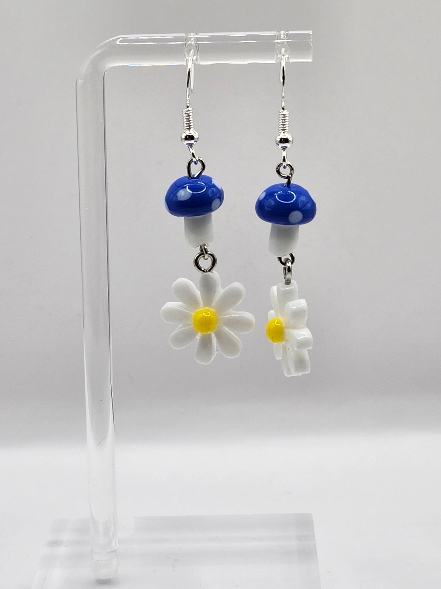 Boucles d'oreilles marguerites en forme de champignon