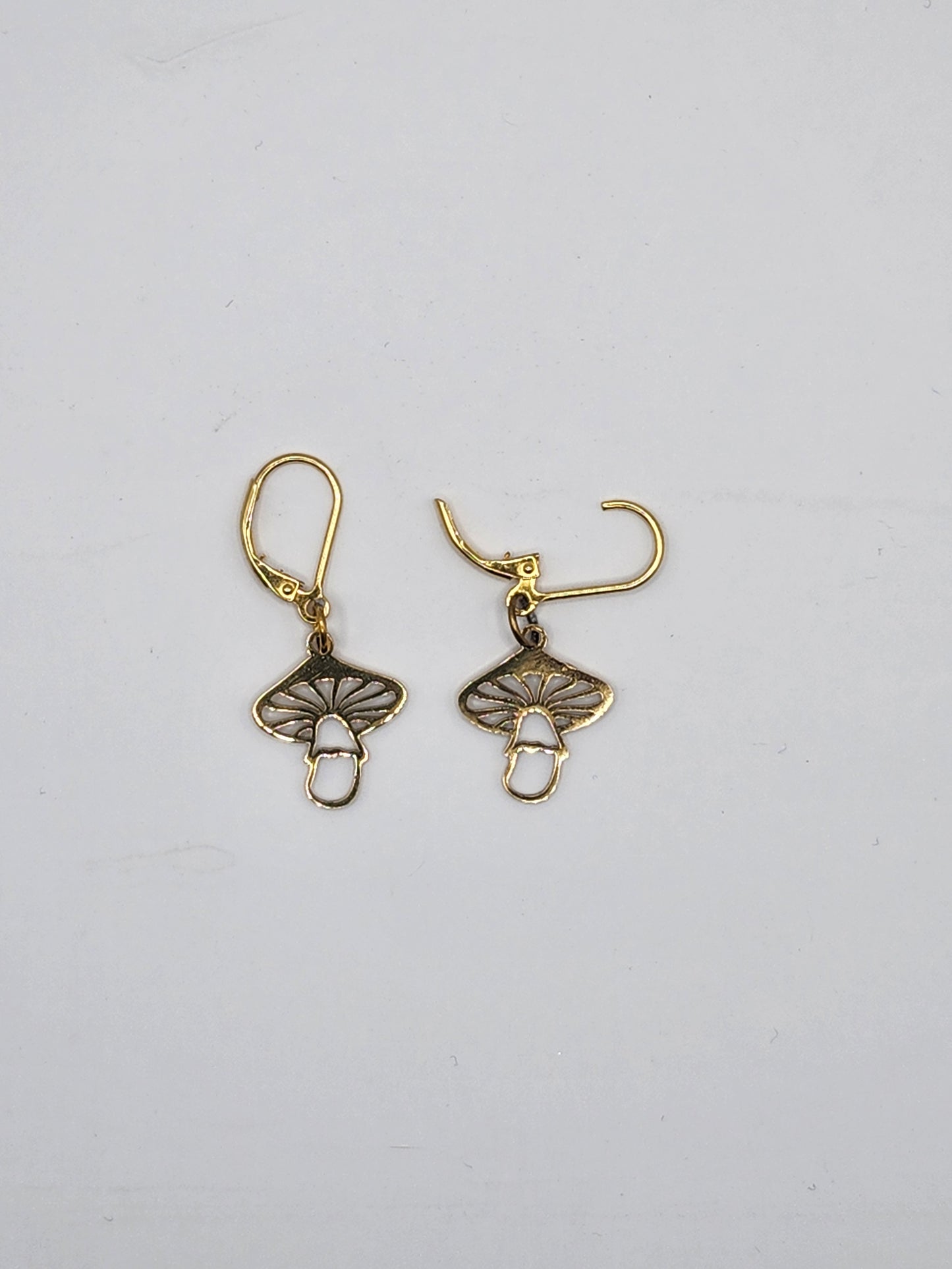 Boucles d'oreilles rondes plates en forme de champignon