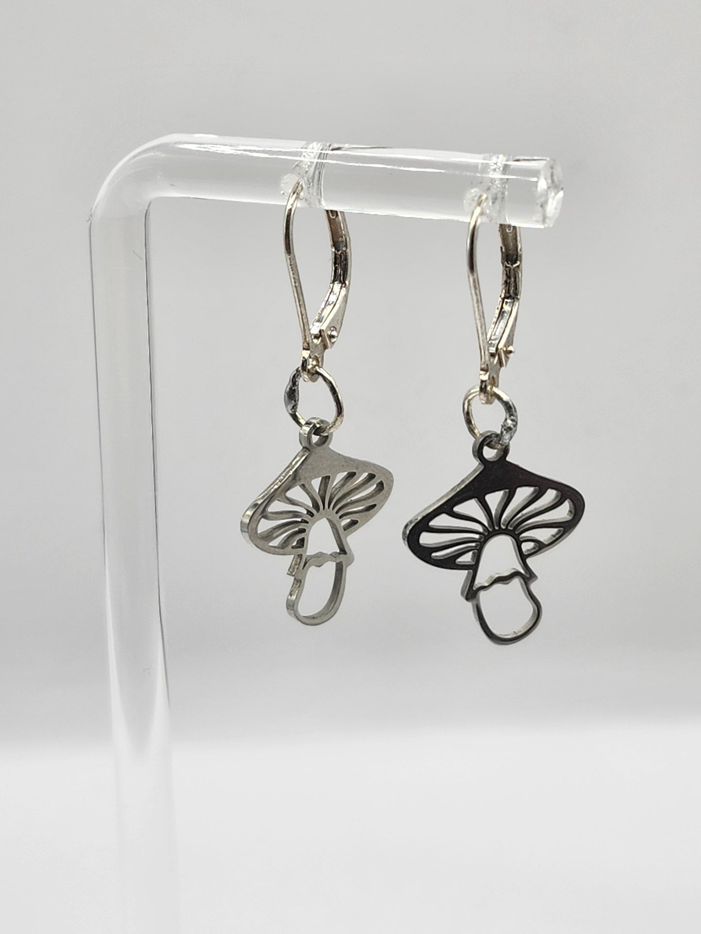 Boucles d'oreilles rondes plates en forme de champignon