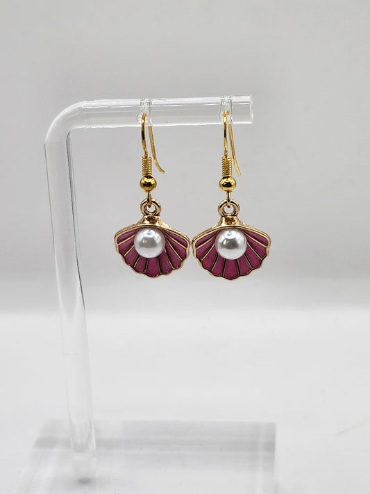 Pearl Clam Earrings