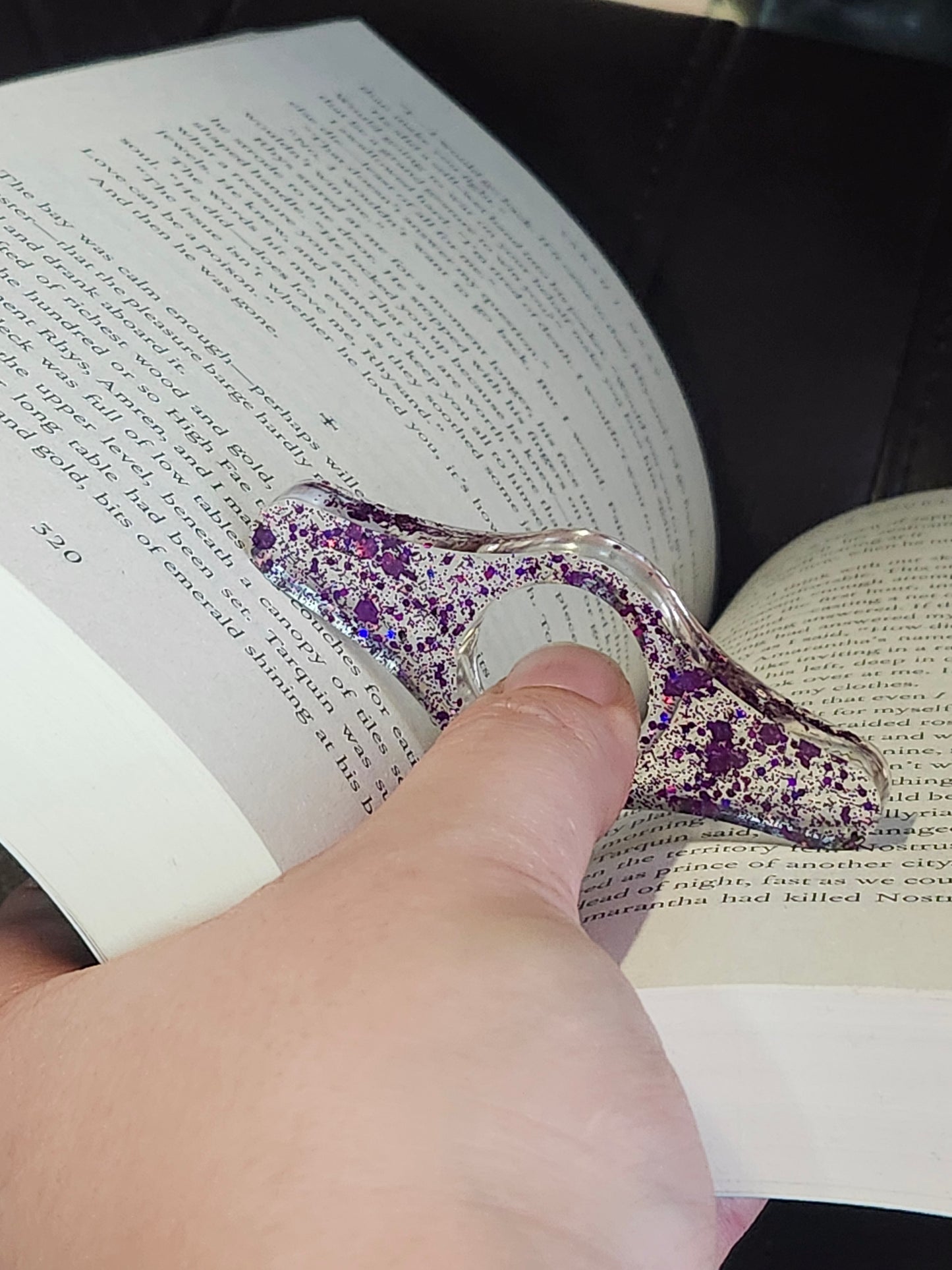 Purple Glitter Thumb Book Holder