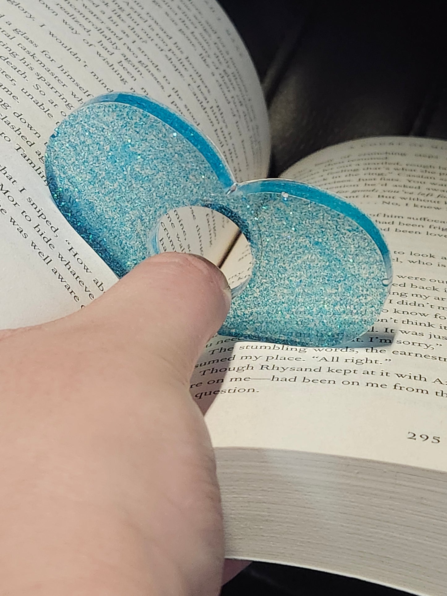 Blue Glitter Thumb Book Holders