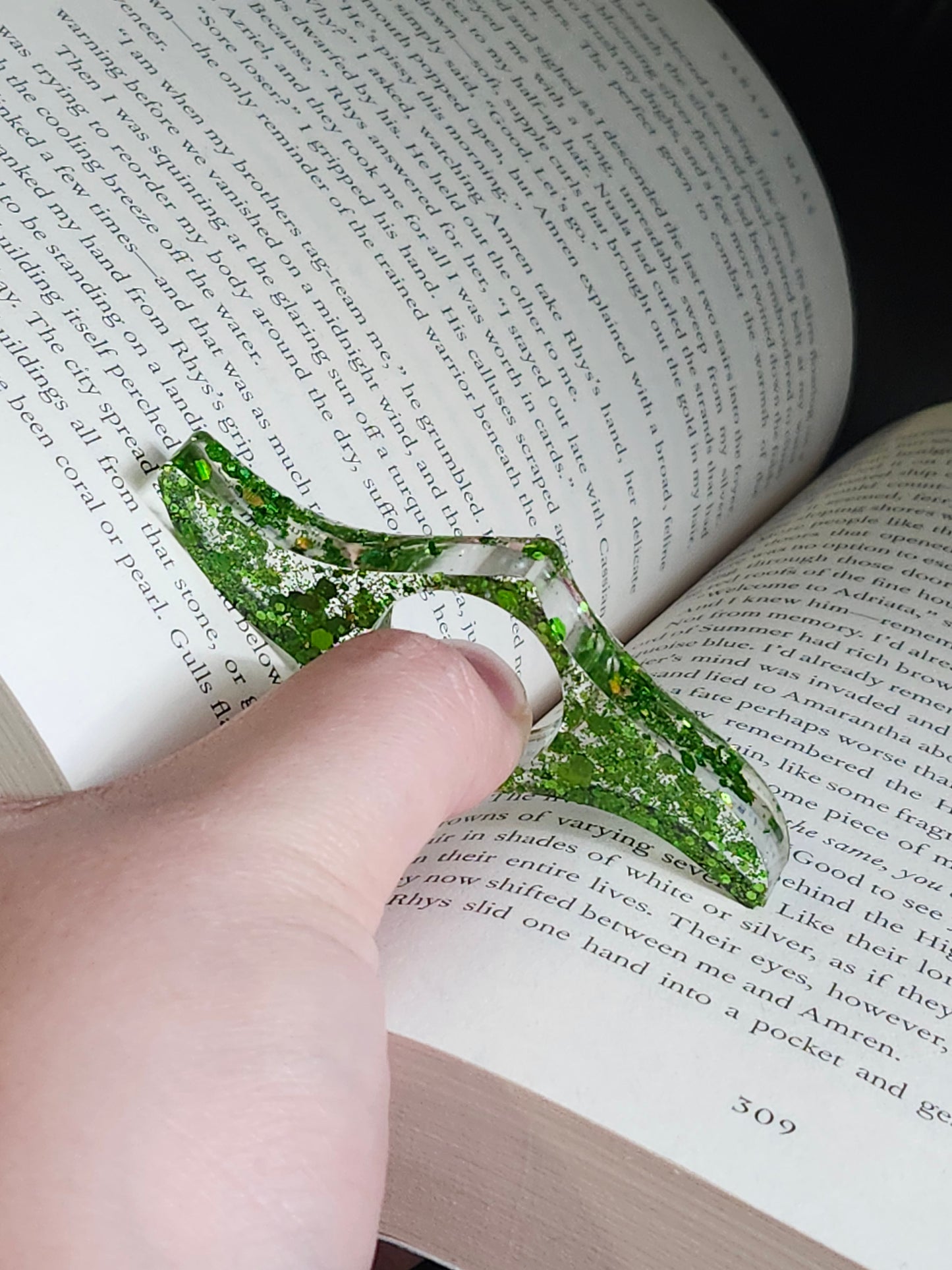 Green Glitter Thumb Book Holders