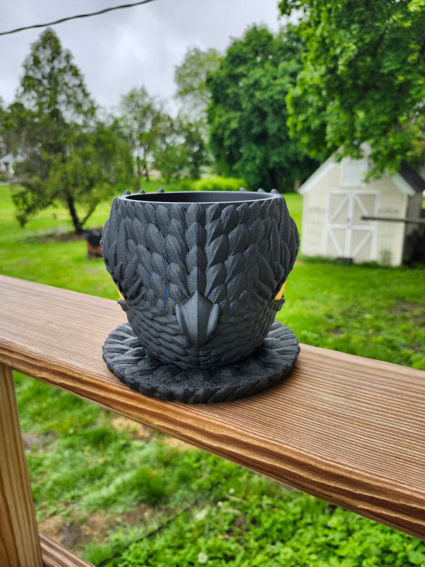"Crying" Dragon Planter (CraftyKid3D)